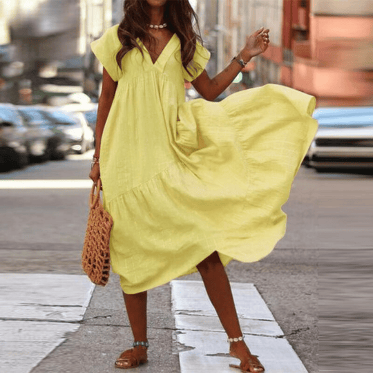 Sarah – Elegant belly covering dress