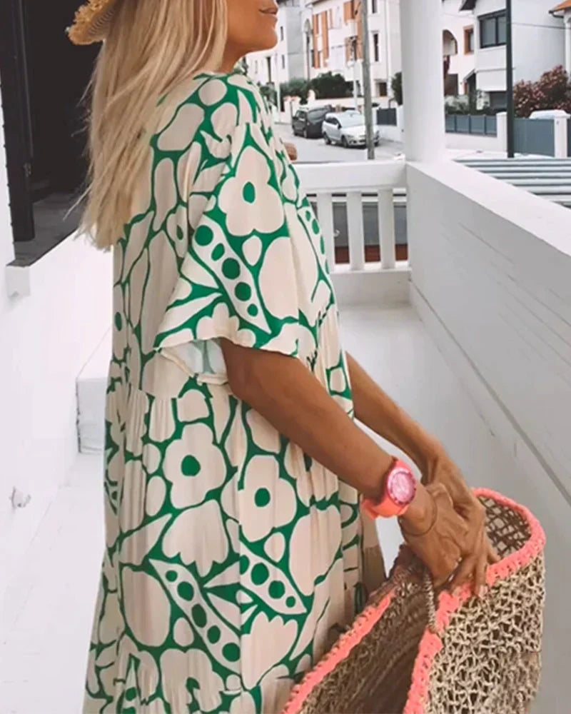 Maureen – Flowing Floral Maxi Dress