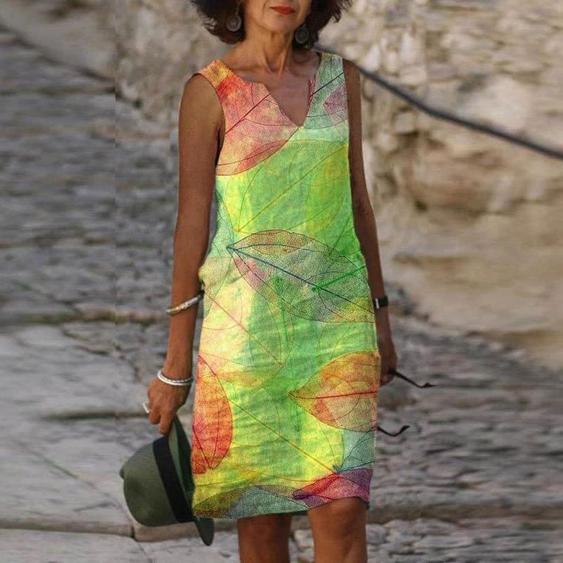 Rhea – Sleeveless Leaf-Print Dress