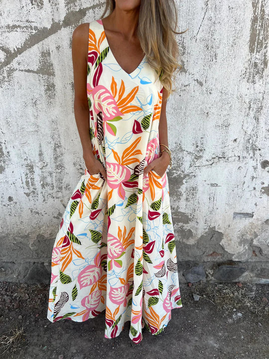 Ariane – Sleeveless Maxi Dress with Leaf Print
