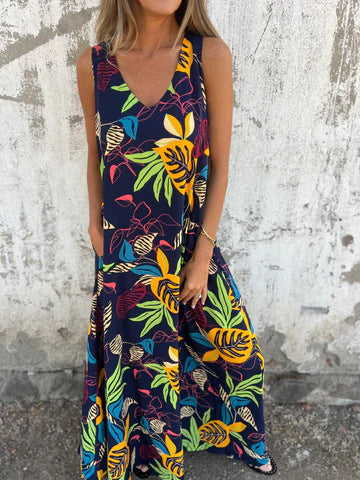 Ariane – Sleeveless Maxi Dress with Leaf Print