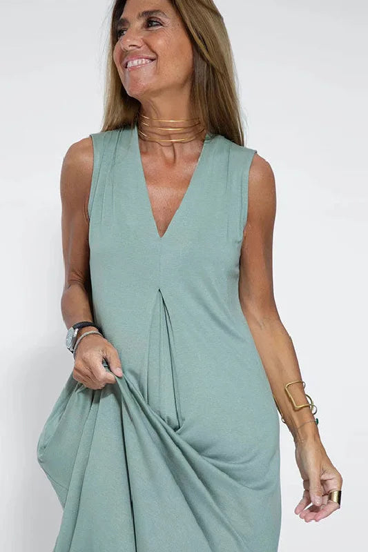 Janine – Elegant Maxi Dress with Matching Cardigan