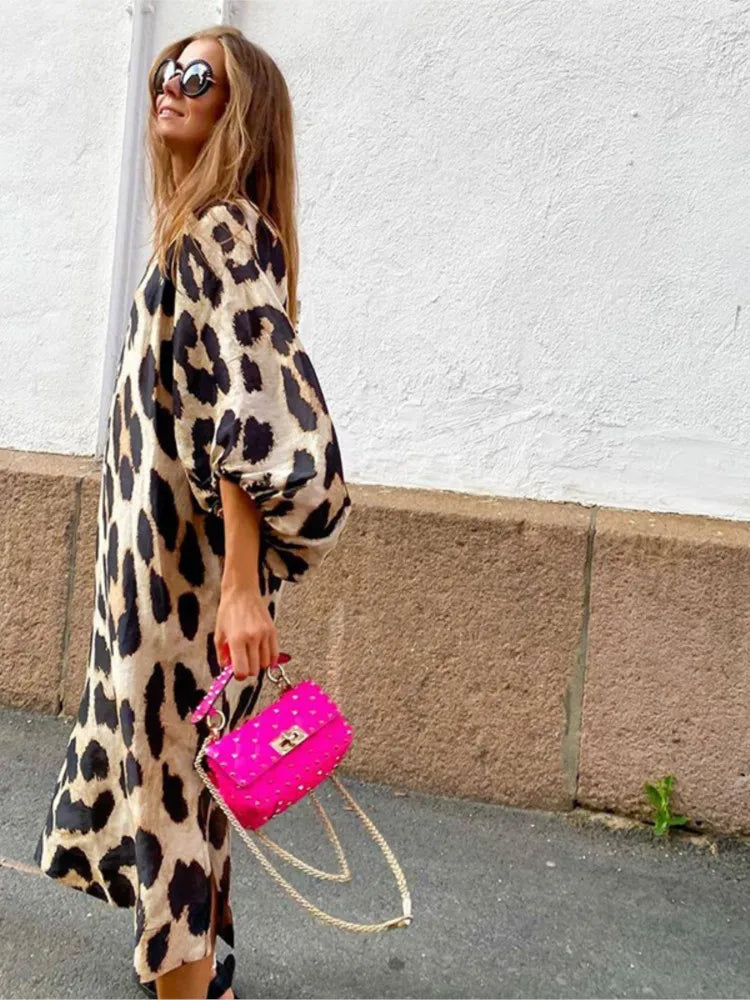 Ava – Leopard Print Midi Dress