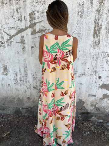 Ariane – Sleeveless Maxi Dress with Leaf Print