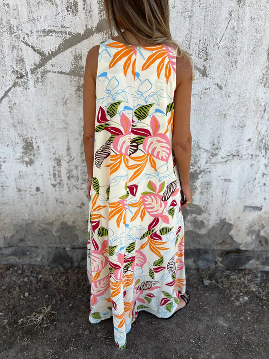 Ariane – Sleeveless Maxi Dress with Leaf Print