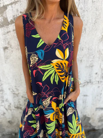 Ariane – Sleeveless Maxi Dress with Leaf Print