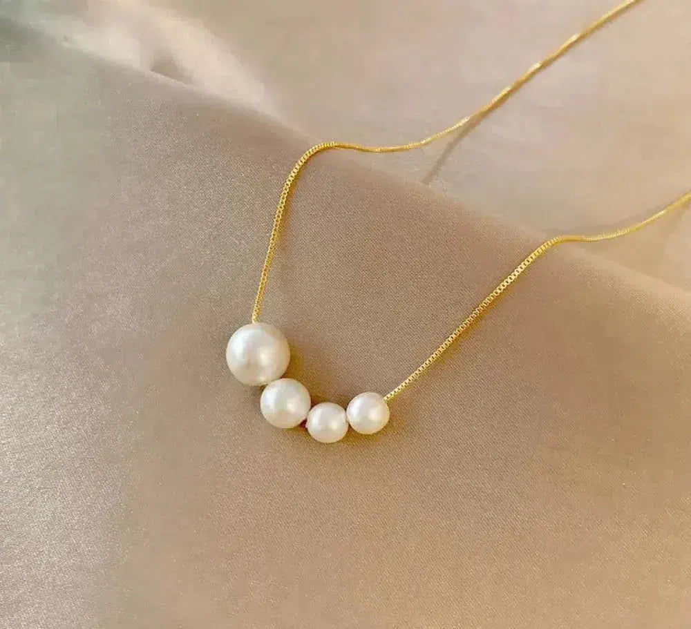 Seraphina – Stylish Gold Freshwater Pearl Necklace
