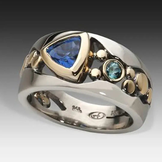 Celeste – Vintage blue crystal ring